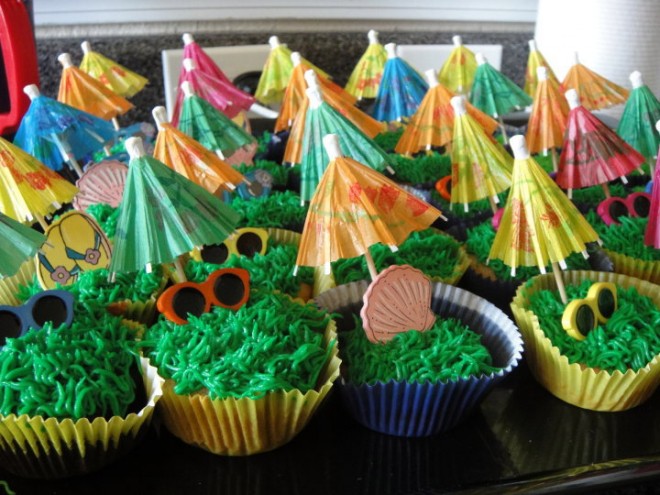 allergy free beach cupcakes