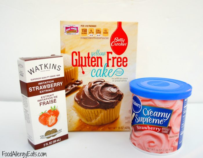 Allergy Friendly Strawberry Cupcakes from @FoodAllergyEats