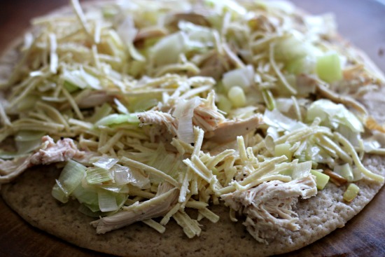 Rotisserie Chicken & Leek Homemade Pizza #glutenfree